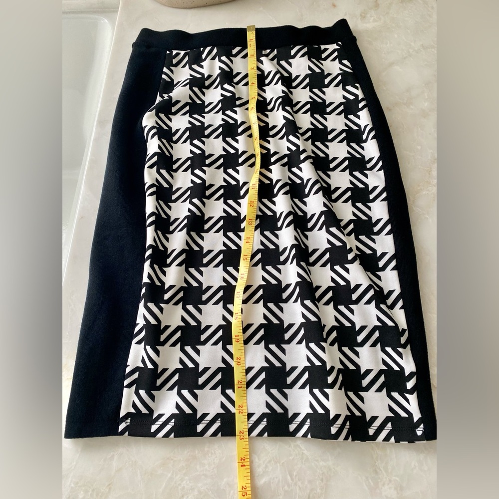 🎉HP🎉 Michael Kors knit skirt - Picture 5 of 6